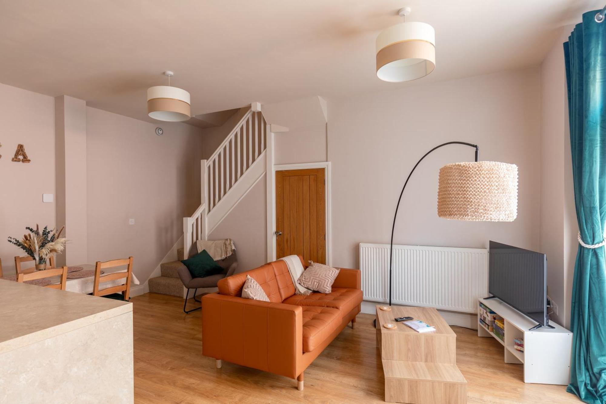 Apartment Charming Beachside Town House Ryde (Isle of Wight)