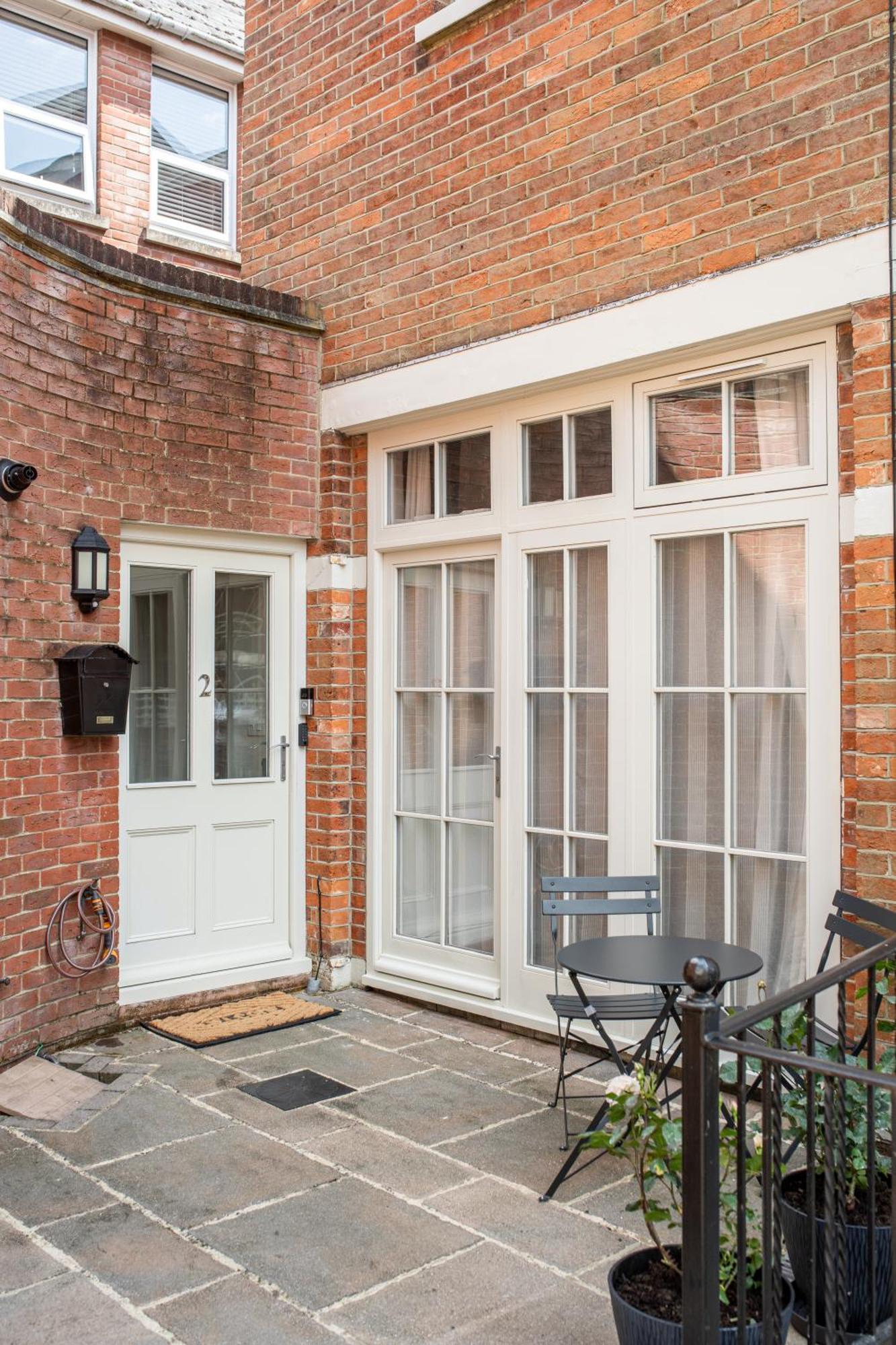 Charming Beachside Town House Ryde (Isle of Wight)