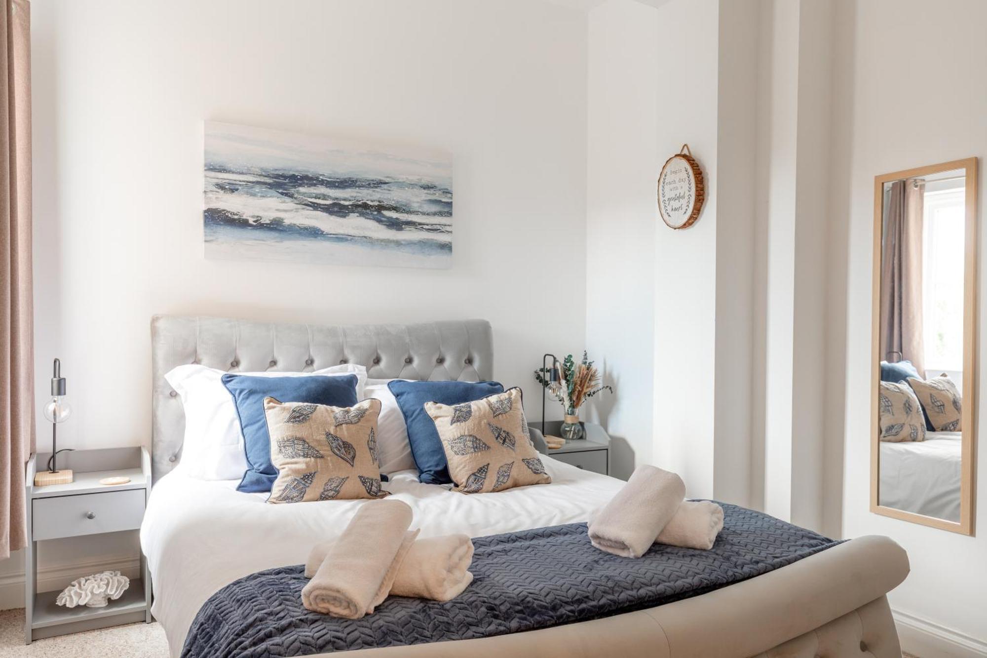 Charming Beachside Town House Apartment